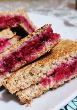 砂糖不使用☆冷凍ベリーのホットサンド-レシピのメイン写真