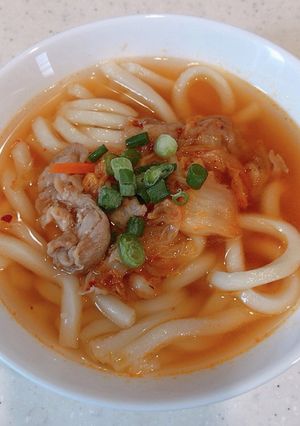 レンジで簡単！ピリ辛豚キムチの温うどん-レシピのメイン写真