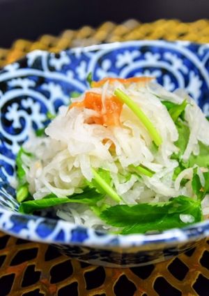 口取り大根みつば梅干しのさっぱり和え-レシピのメイン写真