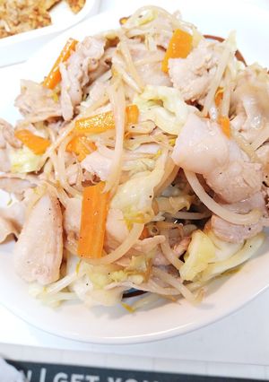 定食屋さんの味！醤油ベースの肉野菜炒め-レシピのメイン写真
