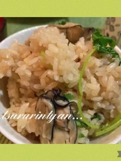 生姜と牡蠣の炊き込みごはん♡宅飲みの〆-レシピのメイン写真