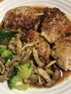 超簡単!ふわふわとりひき肉のハンバーグ-レシピのメイン写真