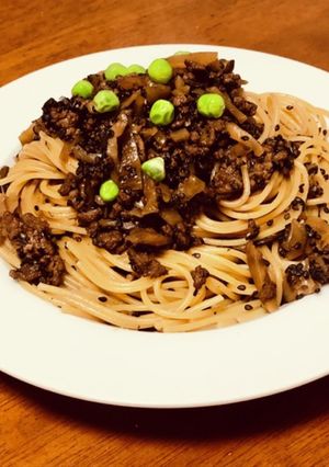 黒ごまスパゲティ-レシピのメイン写真