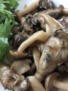 牡蠣としめじのガーリックバター醤油-レシピのメイン写真