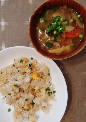 ＊チャーハンに味噌汁＊-レシピのメイン写真