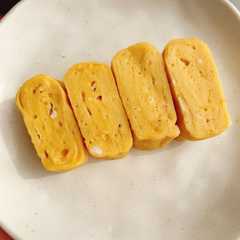 รูปของ 簡単甘めな卵焼き