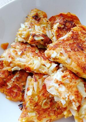 キムチ鍋の残りで韓国風お好み焼き-レシピのメイン写真