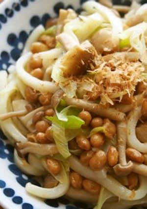 レンジで簡単！ネギ納豆うどん♪ごま油香る-レシピのメイン写真