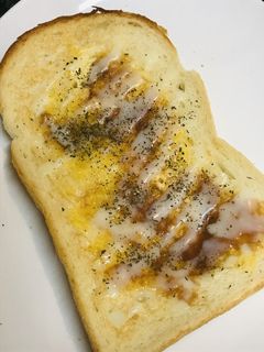 スイーツ系●きなこペースト&練乳トースト-レシピのメイン写真