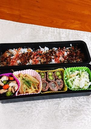今朝はアスパラとごぼうの肉巻きを入りです-レシピのメイン写真