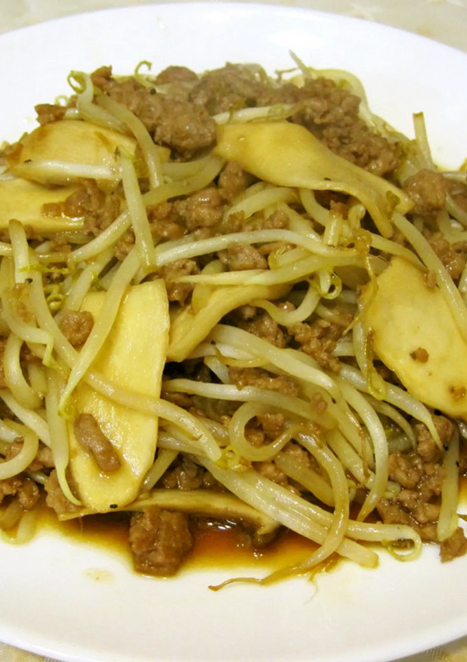 豚ひきともやしとエリンギの炒め物-レシピのメイン写真