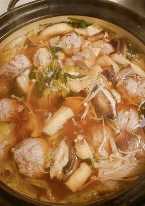 シャキ！っと食感♪れんこん肉団子鍋-レシピのメイン写真