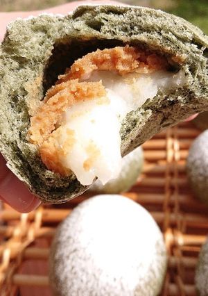 よもぎきな粉餅あんパン-レシピのメイン写真
