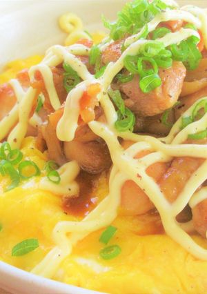 『鶏もも肉の照り焼きと半熟オムレツ丼』-レシピのメイン写真