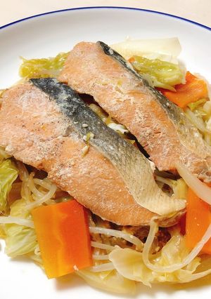 野菜たっぷり！鮭のちゃんちゃん焼き-レシピのメイン写真