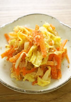 キャベツ・人参のごま和え♪千切りで♪-レシピのメイン写真