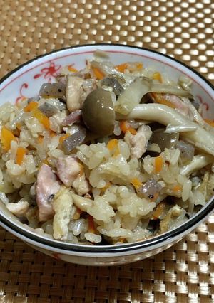 具沢山！鶏の炊き込みご飯-レシピのメイン写真