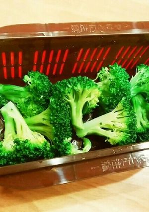 レンジでパスタ容器DE蒸し野菜-レシピのメイン写真