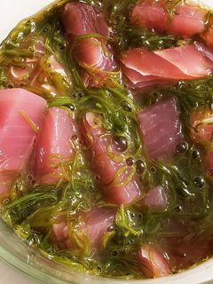 マグロブツとめかぶの和え物-レシピのメイン写真