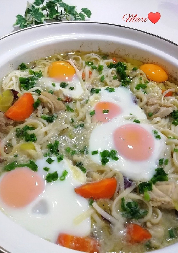 さつまいもと鶏の味噌煮込みうどん-レシピのメイン写真