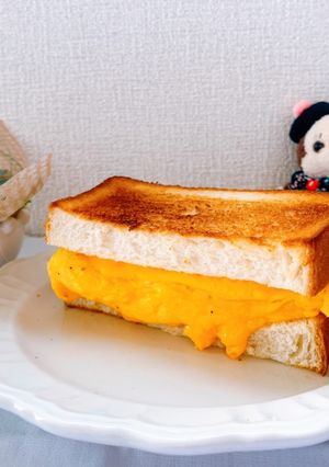 ふわふわたまごとチーズのホットサンド風-レシピのメイン写真