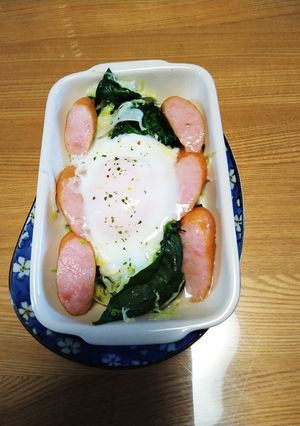 キャベツとほうれん草で巣籠り卵-レシピのメイン写真