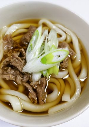 牛煮込みのせうどん♪-レシピのメイン写真