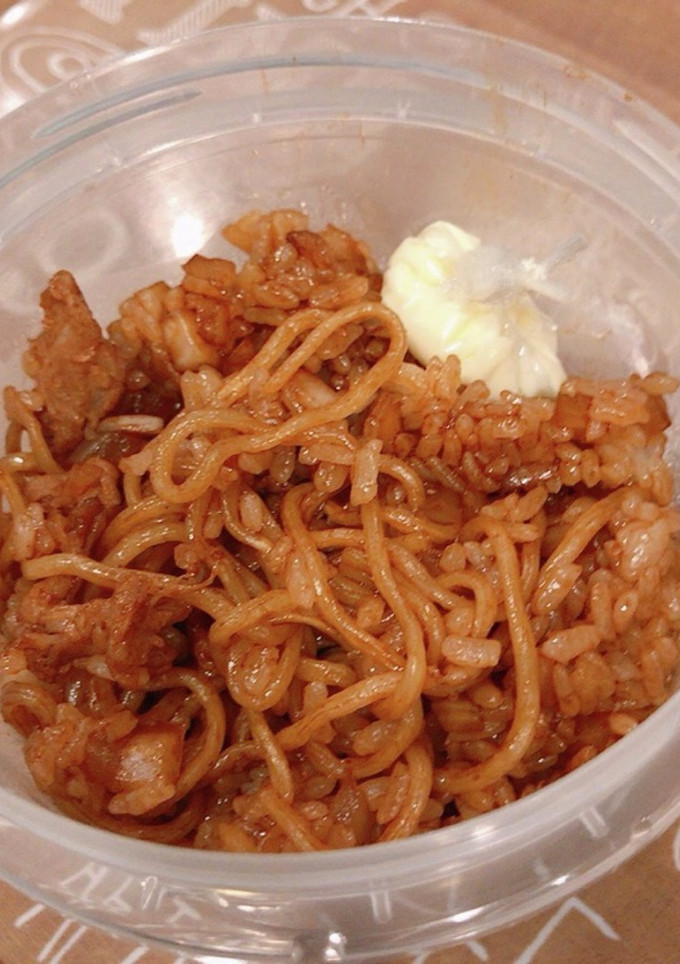 レンジで簡単3分！焼きそばで、そば飯弁当-レシピのメイン写真