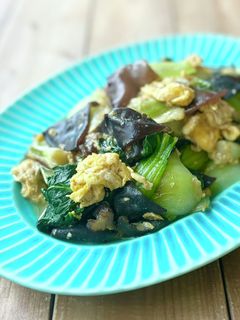 簡単♪きくらげと青梗菜の卵炒め(中華風)-レシピのメイン写真