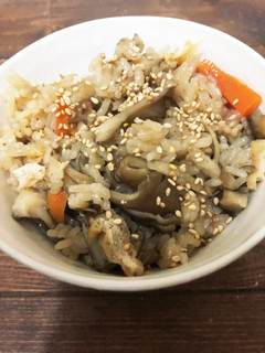 我が家の炊き込みご飯(たっぷり4合)-レシピのメイン写真