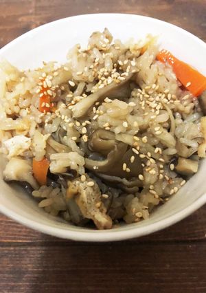我が家の炊き込みご飯(たっぷり4合)-レシピのメイン写真