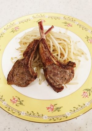 フライパンで簡単☆ラムチョップステーキ♪-レシピのメイン写真