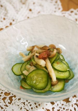 胡瓜としめじのさっぱり！梅和え♪-レシピのメイン写真