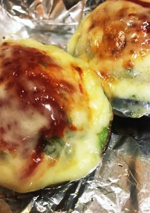 ハンバーグリメイク！アボカドチーズ焼き-レシピのメイン写真