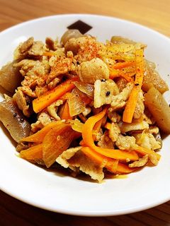 豚バラ肉とこんにゃくの炒め煮-レシピのメイン写真