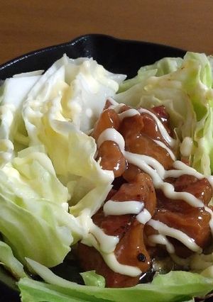 スキレットで作る焼き鳥缶キャベツ焼き-レシピのメイン写真