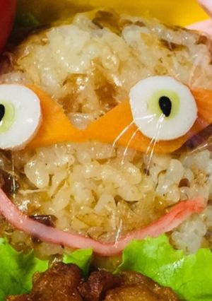 ハロウィン！おにぎりおかか味！キャラ弁-レシピのメイン写真