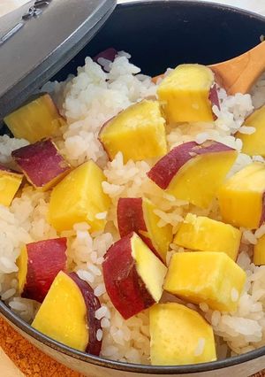 ストウブで炊く さつまいもご飯-レシピのメイン写真