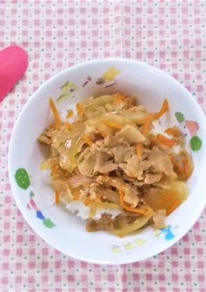 野菜もしっかり！スタミナ焼肉丼！簡単給食-レシピのメイン写真