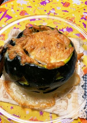 カボチャ丸ごとグラタン-レシピのメイン写真