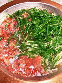 スープも飲み干す!鯨ベーコンのハリハリ鍋-レシピのメイン写真