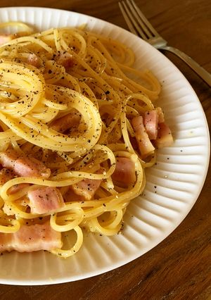 チーズと卵黄のパスタ（カルボナーラ）-レシピのメイン写真