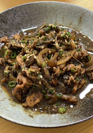 絶品！ミョウガと豚肉の黒胡麻味噌炒め-レシピのメイン写真