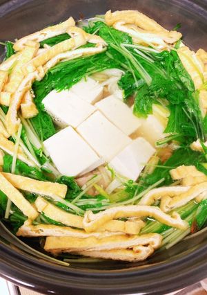豆腐、豚肉、油揚げ、水菜のはりはり風鍋-レシピのメイン写真