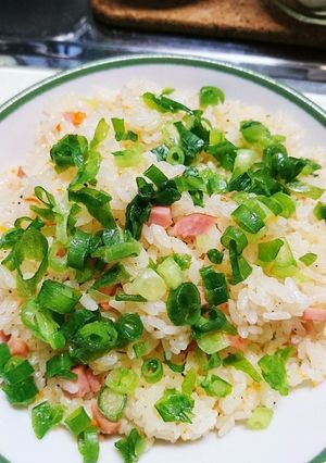 炊飯器でパラパラ卵なし炒飯q(^-^q)-レシピのメイン写真