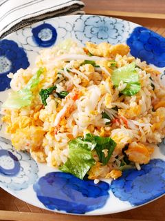 かにかまガーリックレタスチャーハン-レシピのメイン写真