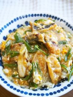 タコの唐揚げリメイク!卵とじ丼♪-レシピのメイン写真