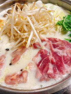 〆はちゃんぽん!我が家の豆乳鍋-レシピのメイン写真