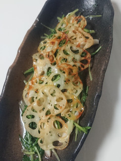 水菜炒め レンコンのせ 塩麹で簡単-レシピのメイン写真