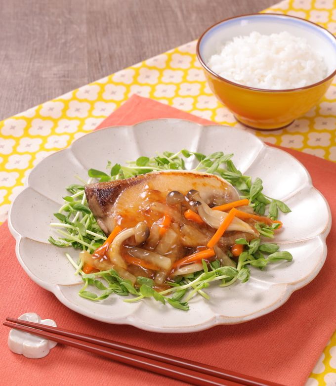 だしが効いた♪減塩☆ぶりの冬野菜あんかけ-レシピのメイン写真